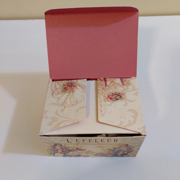 Coty Leffleur Crystal Candle Holder With A Fragrance Candle - Picture 4 of 12